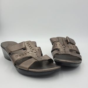 Clarks Bendables Ella Celtic Slide Women's Size 9.5